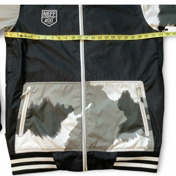 Neff Destroyer 2 Men's Snowboard/Ski Jacket Black White Camo Size Medium - Picture 4 of 12